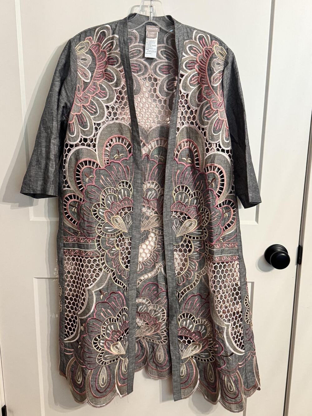 Chico's Kimono Jacket S/M Gray Linen Blend Embroidered Cutout Floral Duster